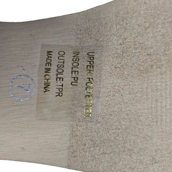 NEW Journee Collection Faux Suede Geometric Laser Cut Side Split Booties Size 7 - Picture 12 of 12